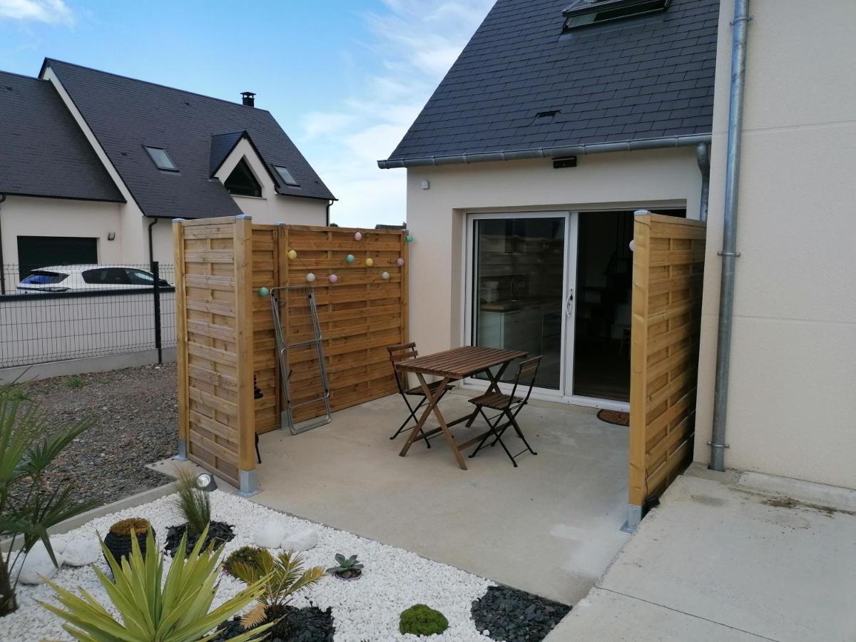 Les Pommiers Duplex Cosy Tout Confort Dans Maison Neuve Avec Terrasse Entree Independante 5 Mn De Bayeux Et 10 Mn Plage Du Debarquement Sommervieu Luaran gambar