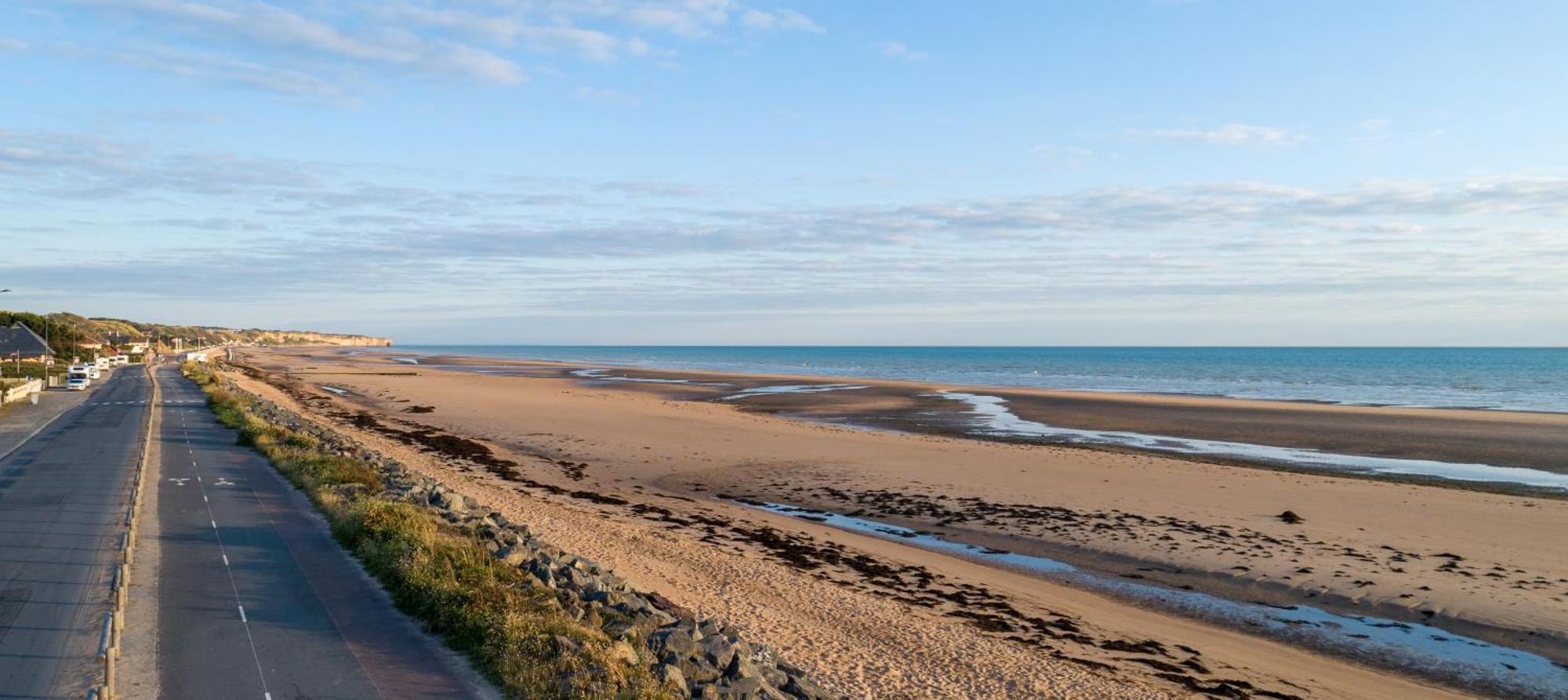 Les Pommiers Duplex Cosy Tout Confort Dans Maison Neuve Avec Terrasse Entree Independante 5 Mn De Bayeux Et 10 Mn Plage Du Debarquement Sommervieu Luaran gambar